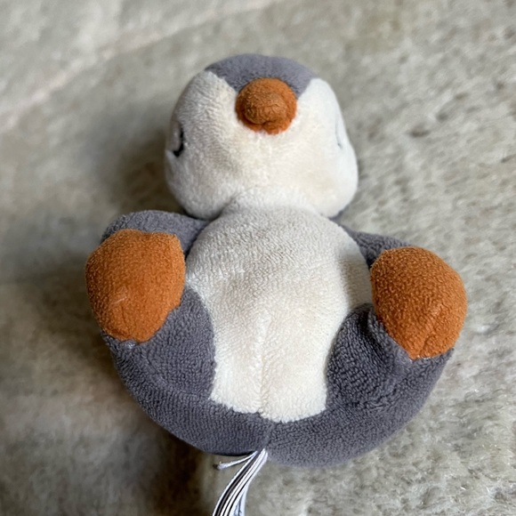 Jellycat Hibernating Penguin - Picture 7 of 11